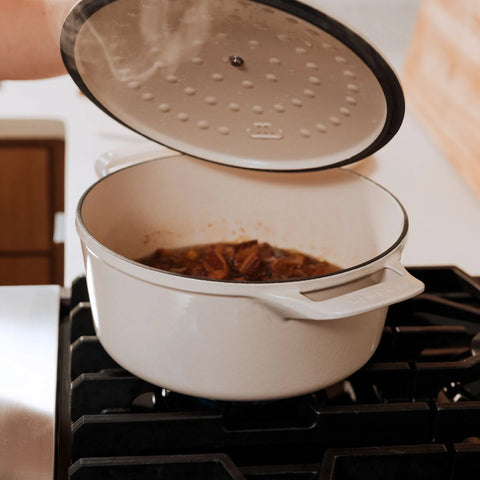 Round Enameled Cast Iron Dutch Oven
